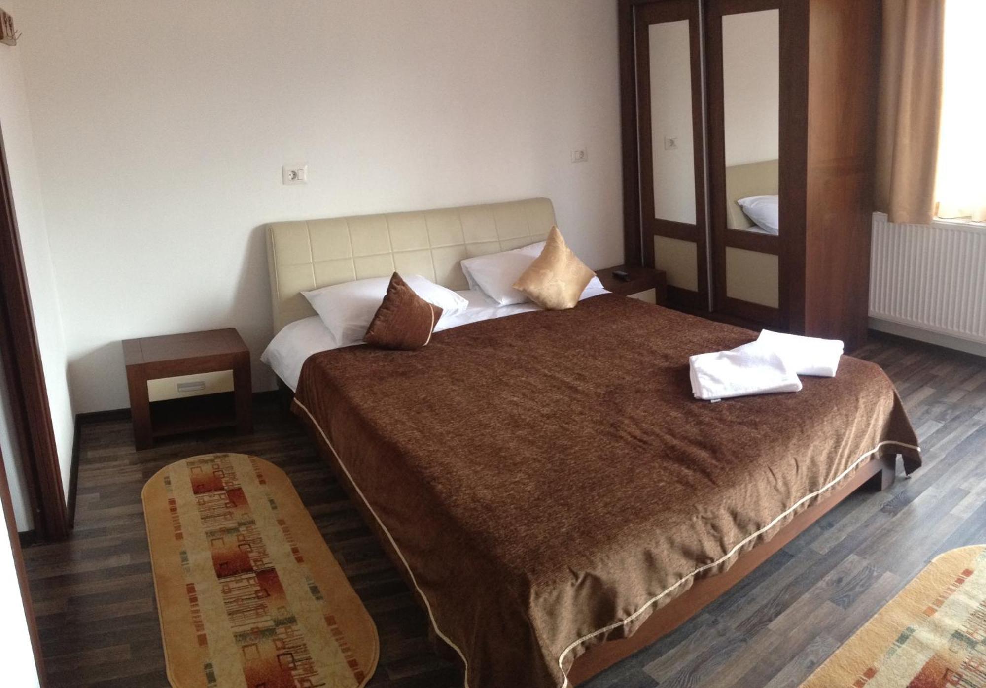 Pensiunea La Nise Sîmbăta de Sus Zimmer foto