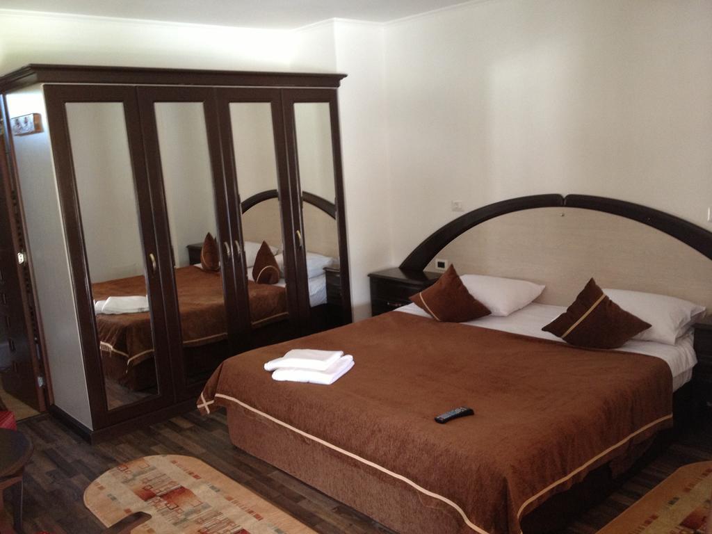 Pensiunea La Nise Sîmbăta de Sus Zimmer foto
